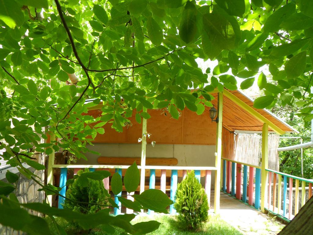 Guest House Nataly Yeghegnadzor Ngoại thất bức ảnh