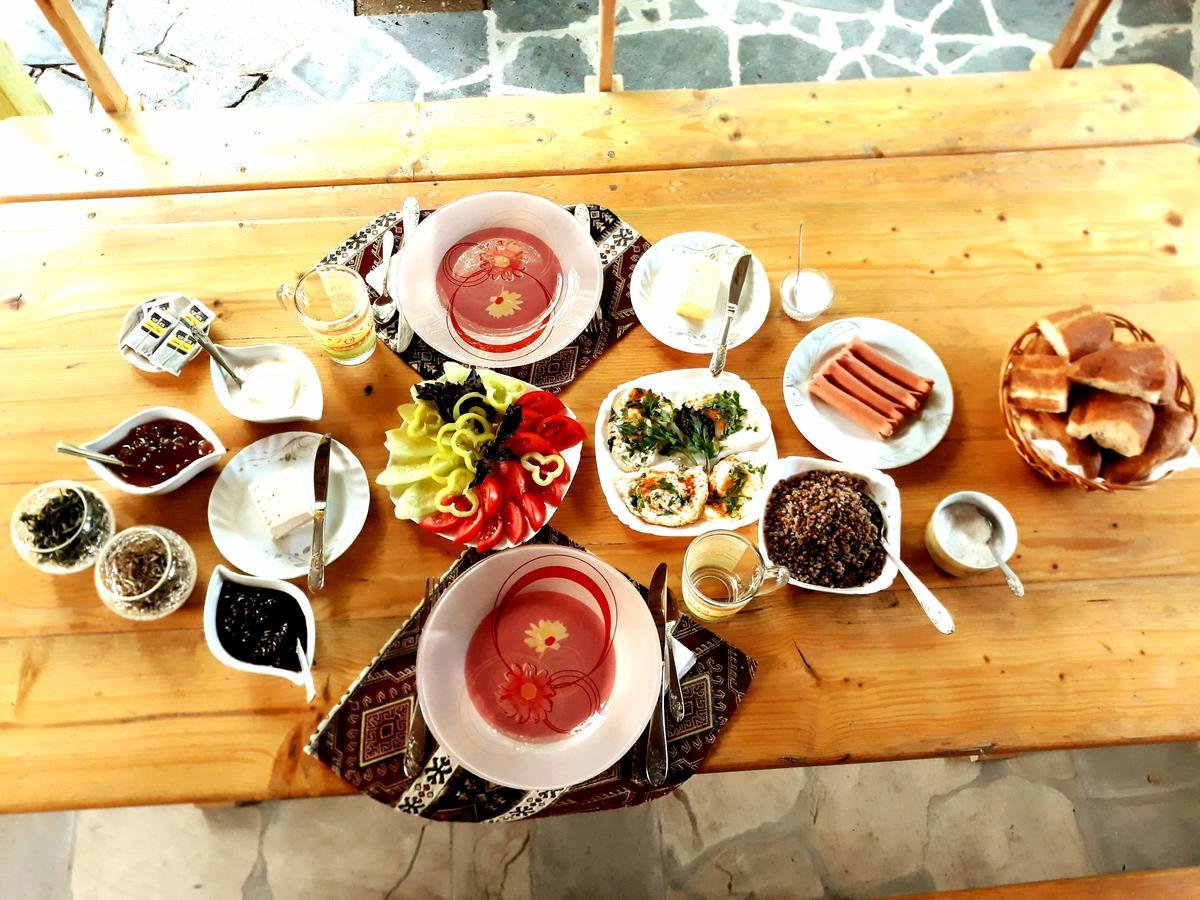 Guest House Nataly Yeghegnadzor Ngoại thất bức ảnh