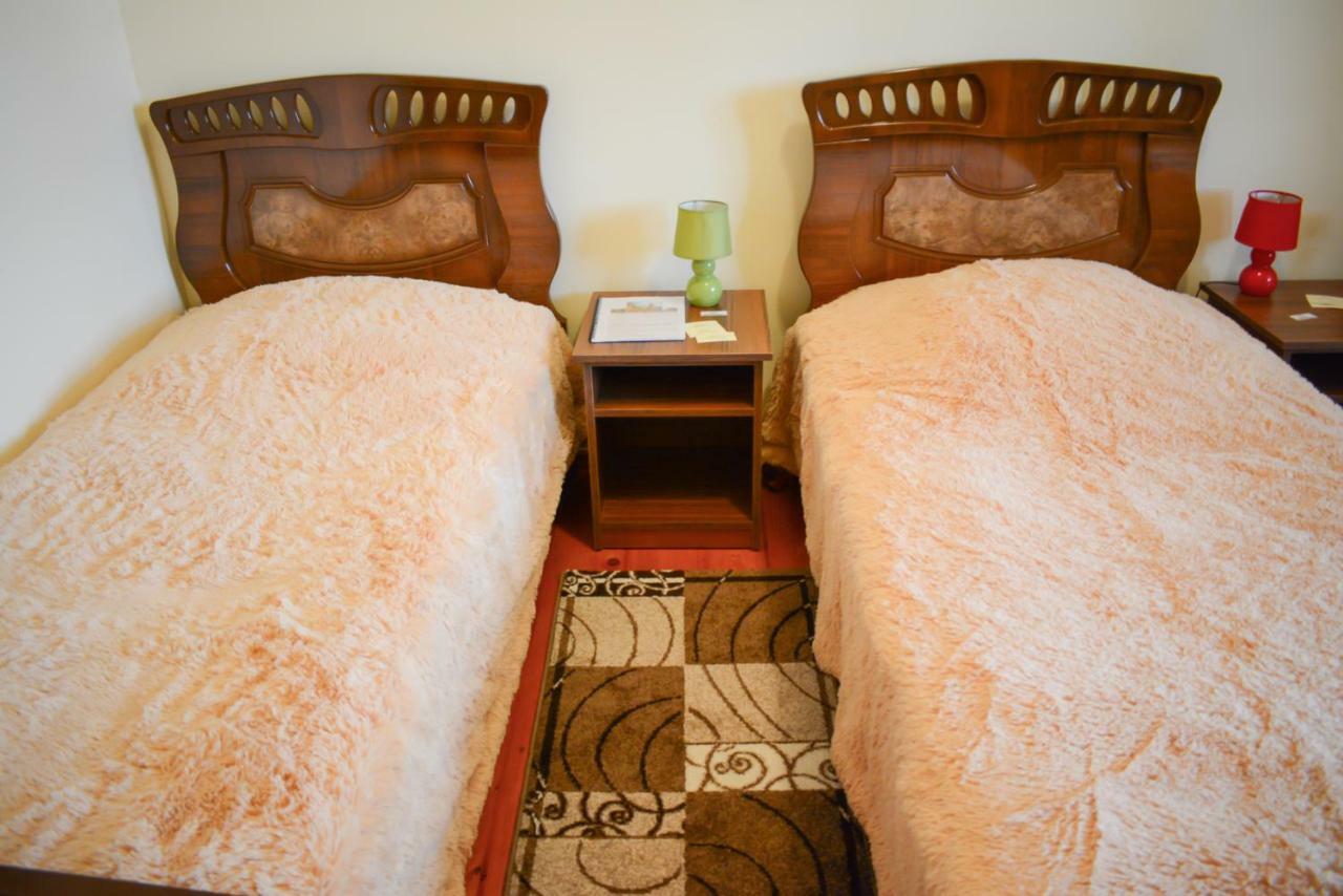 Guest House Nataly Yeghegnadzor Ngoại thất bức ảnh